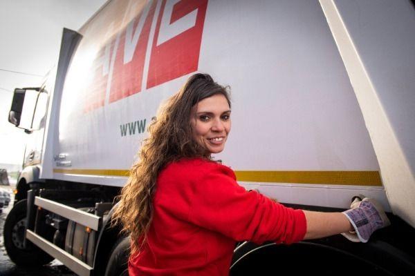 ,,Řídit popelářské auto je splněný sen,“ říká praneteř Vladimíra Menšíka