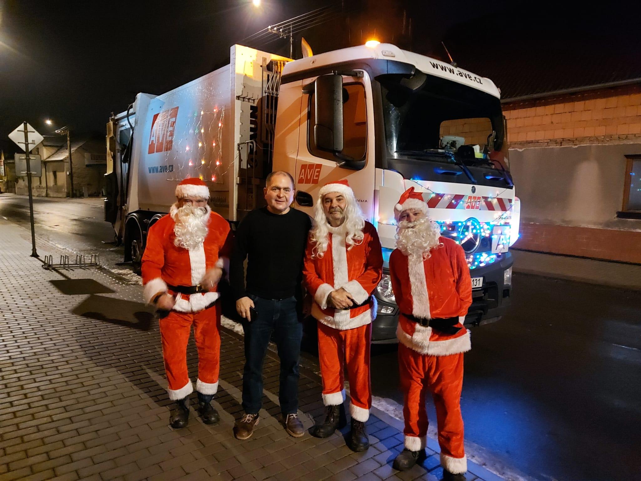 Vánoční popeláři